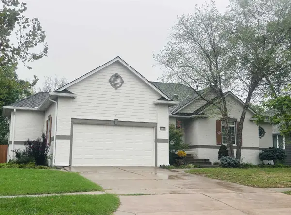 1600 E Tiara Pines, Derby, KS 67037