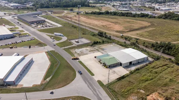 1631 Old Airport RD, West Plains, MO 65775