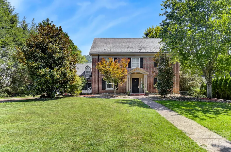 199 Kimberly AVE, Asheville, NC 28804