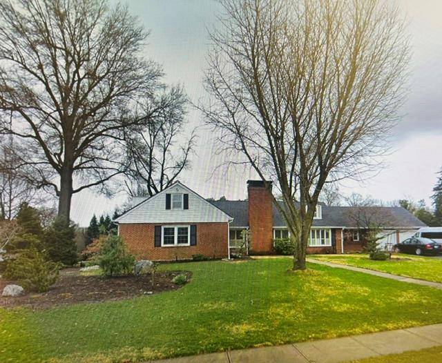 1201 W 60th TER, Kansas City, MO 64113