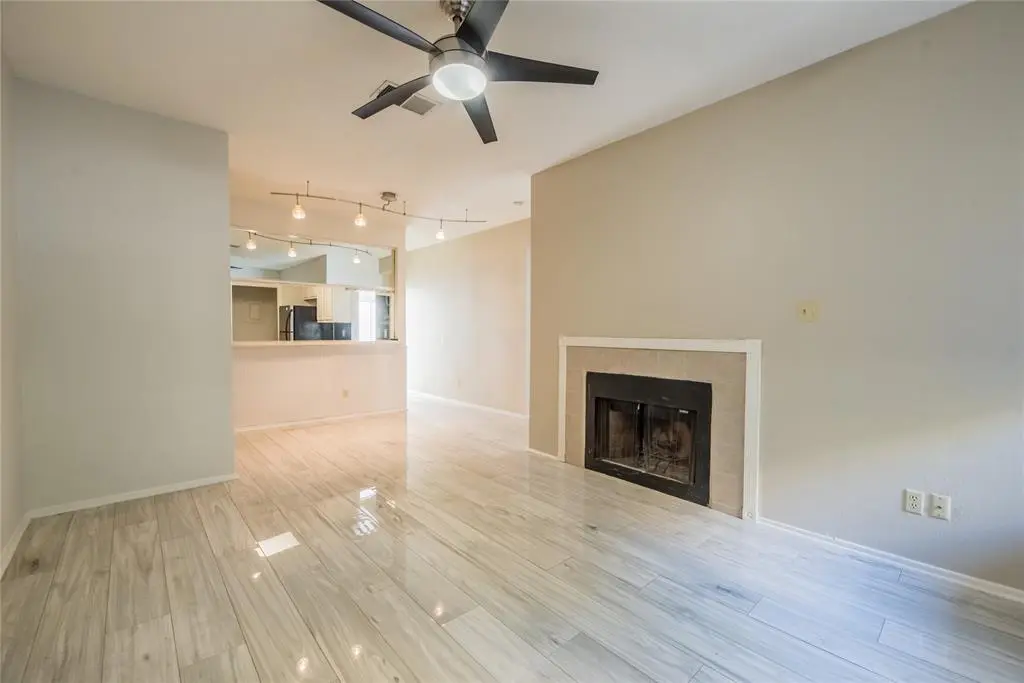 806 W 24th ST #236, Austin, TX 78705