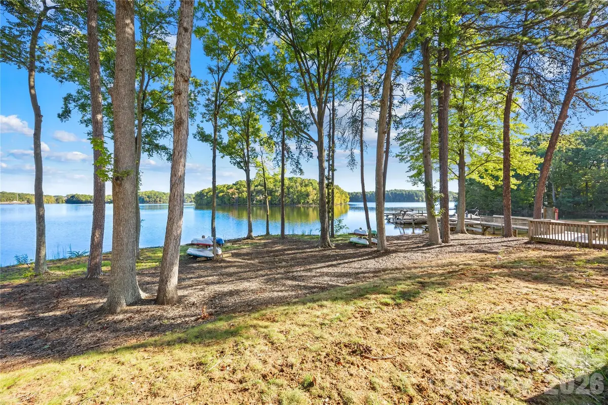 915 Northeast DR #22, Davidson, NC 28036
