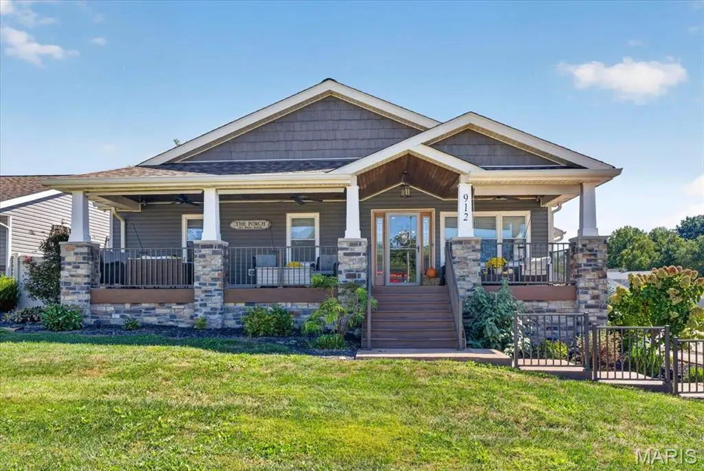 912 N Main ST, O'fallon, MO 63366