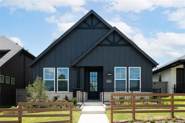 8744 Treeline Parkway, Justin, TX 76247