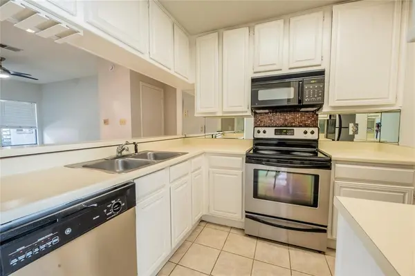 806 W 24th ST #236, Austin, TX 78705