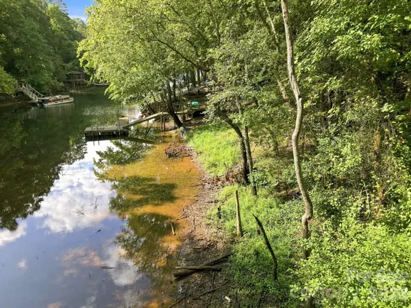 547 Stewart Rock RD, Stony Point, NC 28678