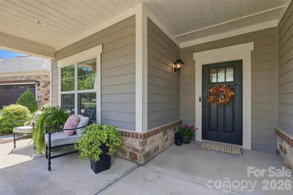 2213 Lincolnshire LN, Waxhaw, NC 28173