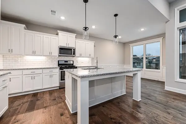 15601 Austin CT, Basehor, KS 66007
