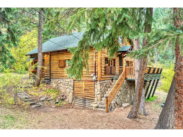 3356 Riverside, Lyons, CO 80540