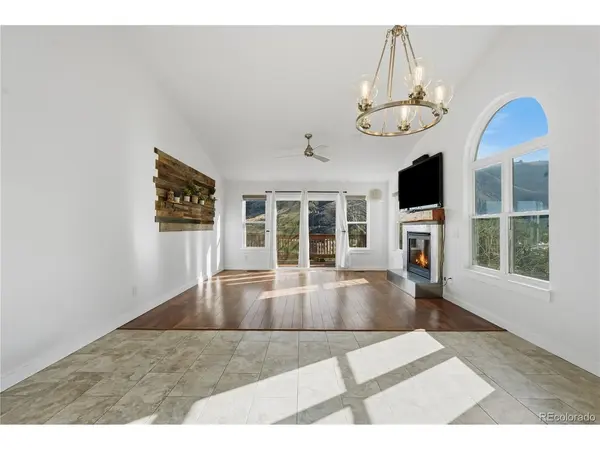 551 Canyon View, Golden, CO 80403