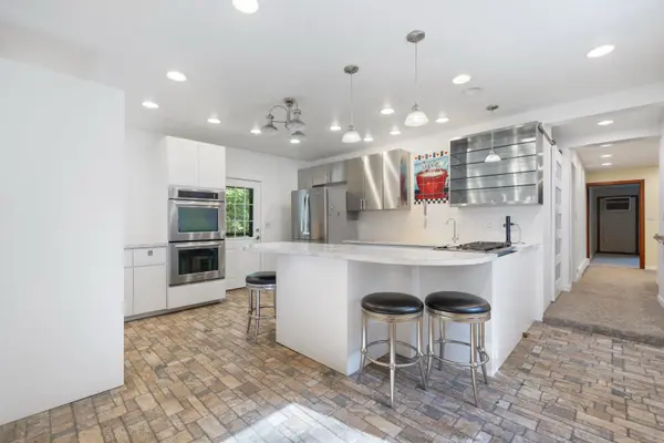 830 W Dogwood DR, Columbia City, IN 46725