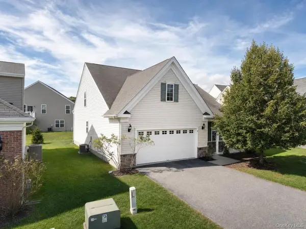 24 Lilac ST, Middletown, NY 10940