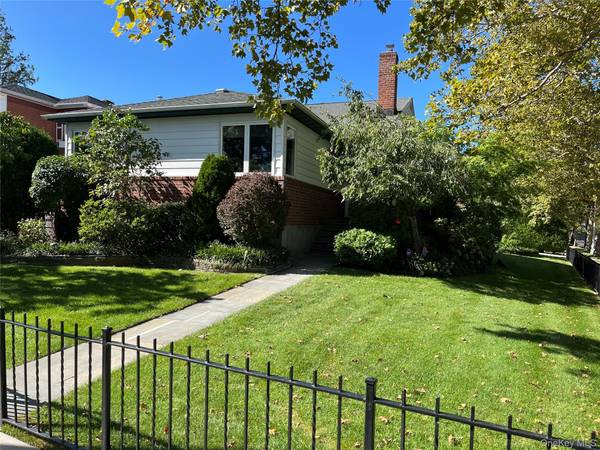 20953 28th AVE, Bayside, NY 11360