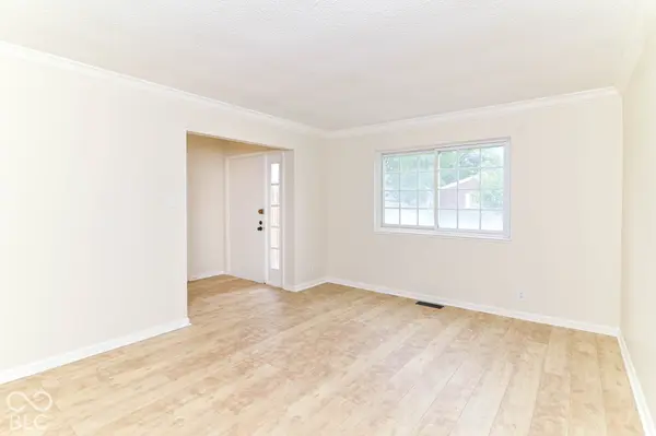 7644 Vintage CIR, Indianapolis, IN 46226