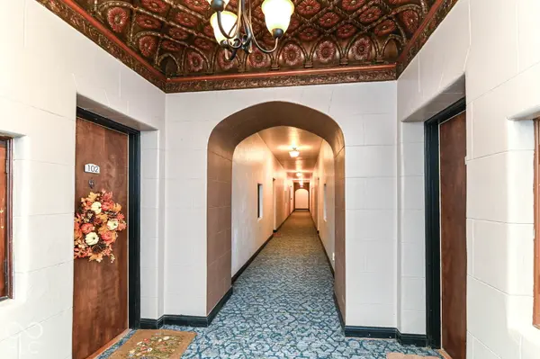 5347 N College AVE #301, Indianapolis, IN 46220
