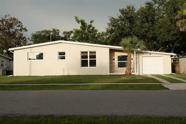 2464 WARNE ST, Port Charlotte, FL 33952