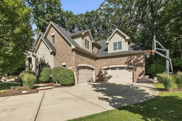 20633 Charmaine CT, Frankfort, IL 60423