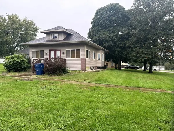 505 S Park ST, Sheffield, IL 61361