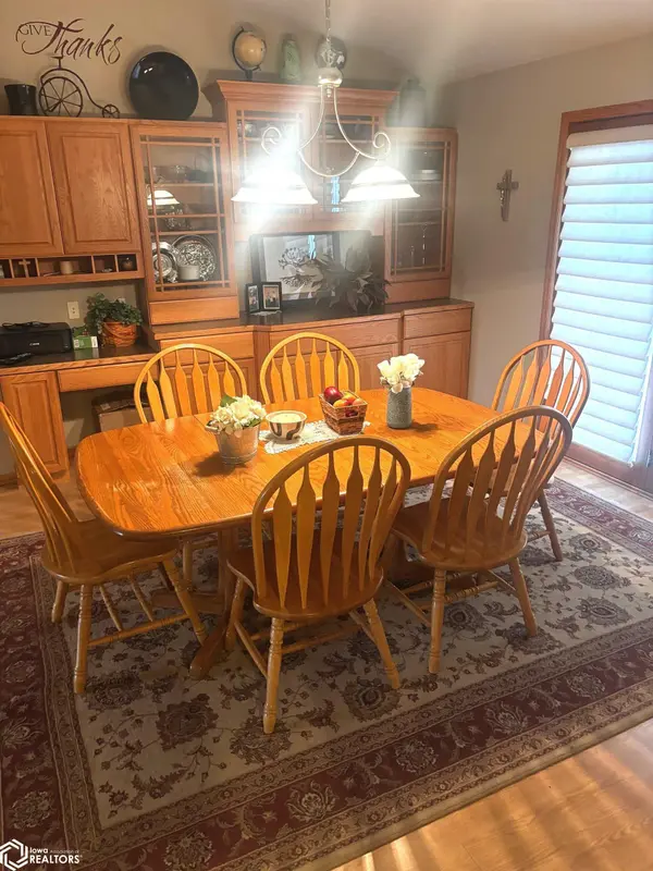 2014 Irvington RD, Algona, IA 50511