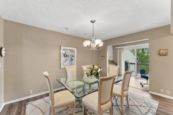 6121 Blake Ridge RD, Edina, MN 55436