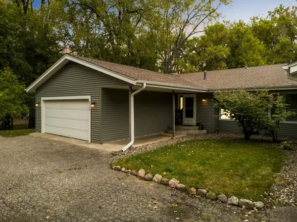 6775 W 192nd AVE, Eden Prairie, MN 55346