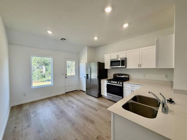 604 South Haven DR, Noble, OK 73068