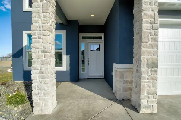 5431 W Okanogan Ave, Kennewick, WA 99336