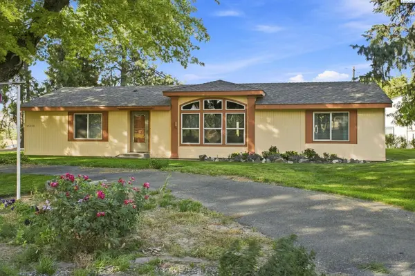 25008 E Kennedy Rd, Benton City, WA 99320
