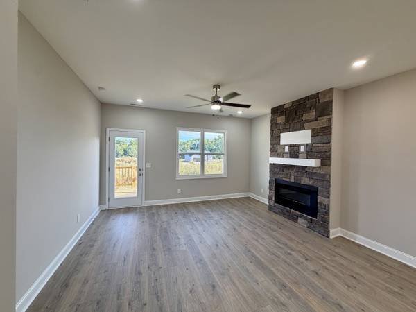 2720 Brewster Drive, Clarksville, TN 37042