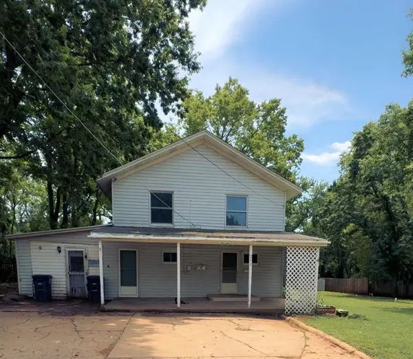311 W Towanda, El Dorado, KS 67042