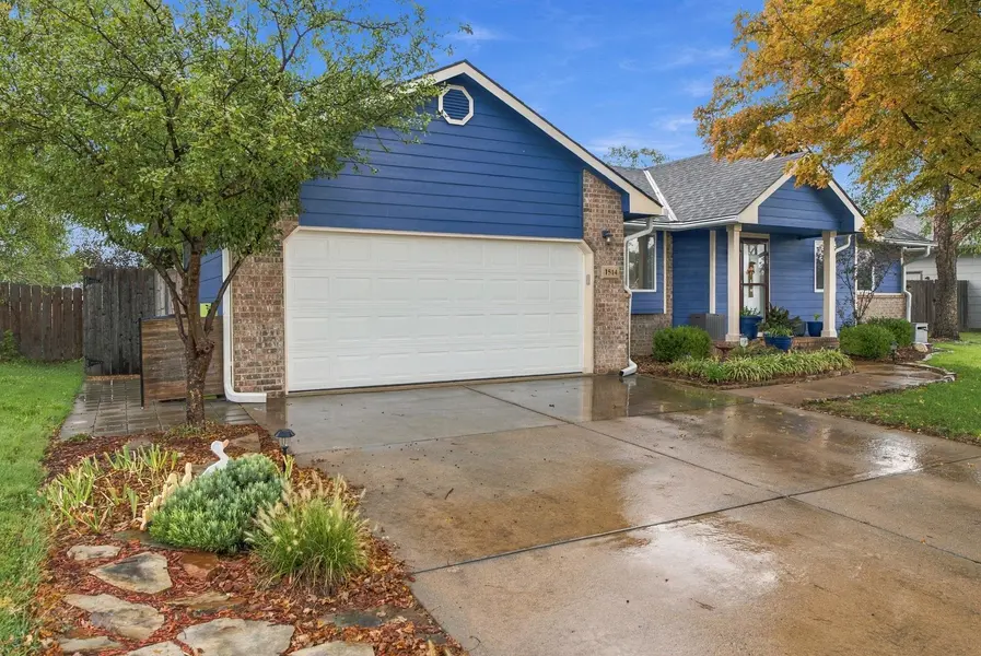 1514 E Mona St, Wichita, KS 67216
