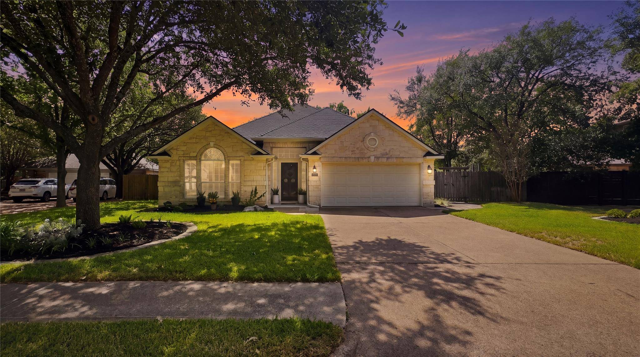 4605 Eagle Feather DR, Austin, TX 78735