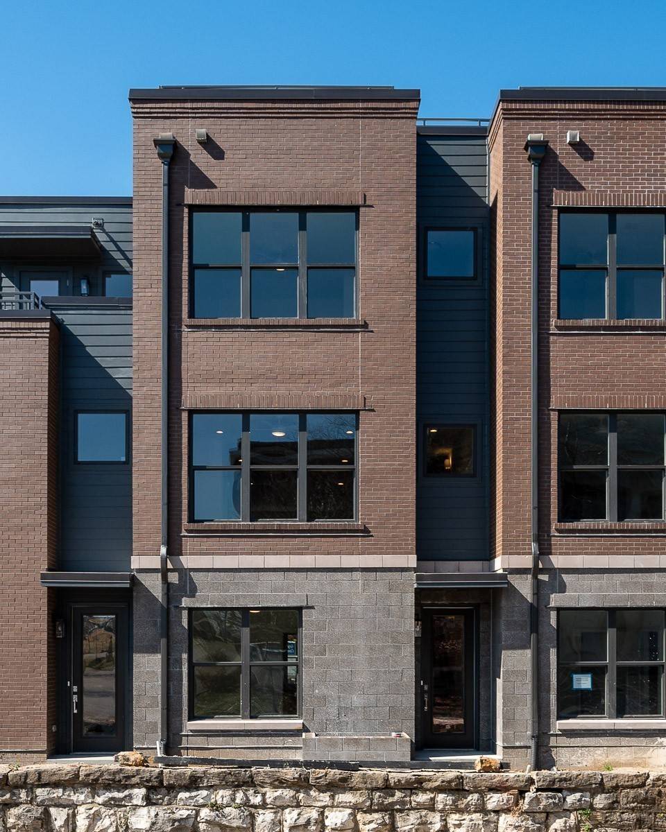 233 Cleveland St, Nashville, TN 37207