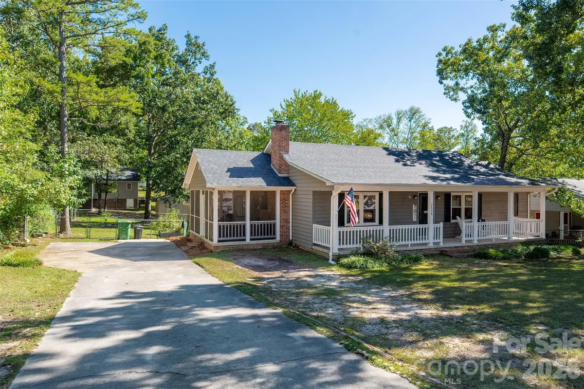 2559 Watson DR, Lancaster, SC 29720
