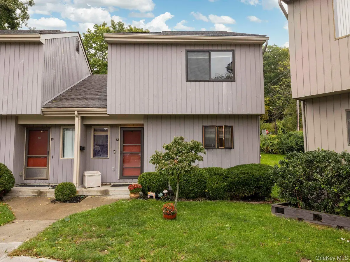 82 Rondout HBR, Port Ewen, NY 12466
