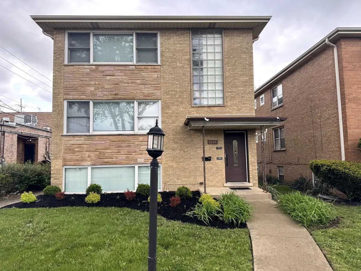 1215 Balmoral AVE #2, Westchester, IL 60154