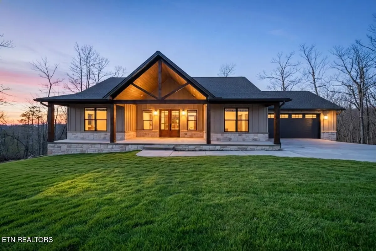 910 Eastridge Pass, Monterey, TN 38574