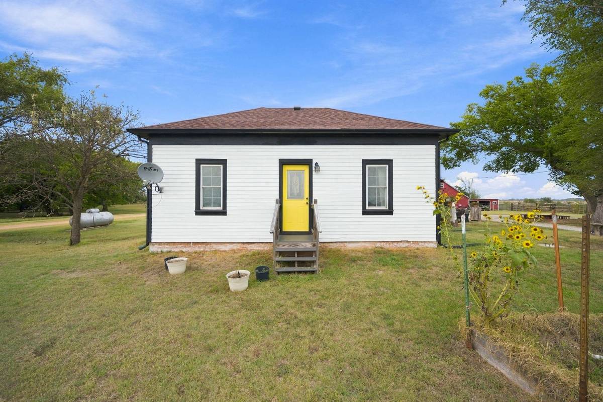 38626 W 21st, Cheney, KS 67025