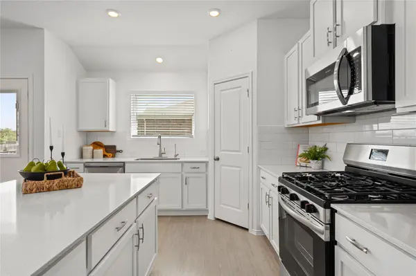 101 Sunrise Oak CV, Georgetown, TX 78628