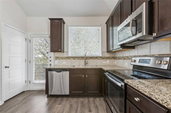 6105 Steep Cactus TRL #A, Austin, TX 78735