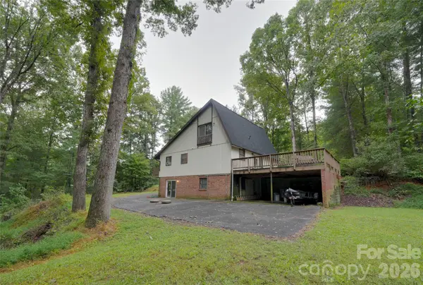 7 Brookwood LN, Taylorsville, NC 28681
