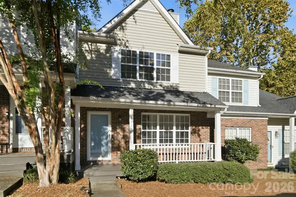 641 Mountainwater DR, Charlotte, NC 28262
