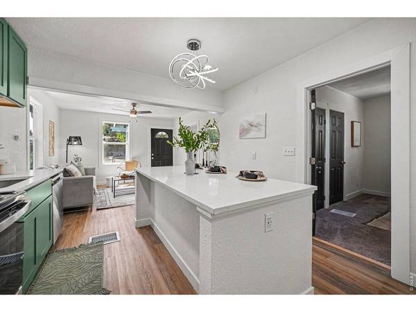 1926 Hanover, Aurora, CO 80010