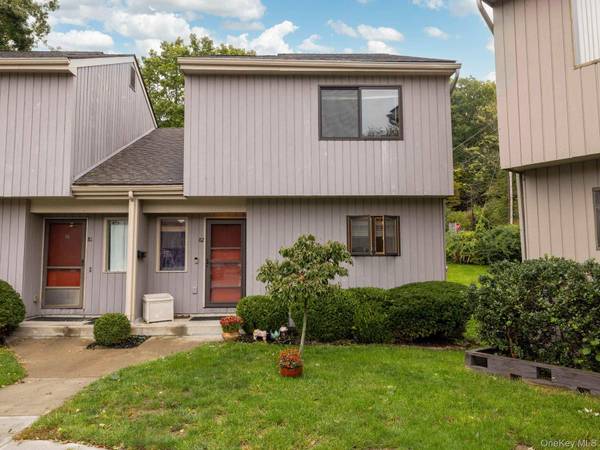 82 Rondout HBR, Port Ewen, NY 12466