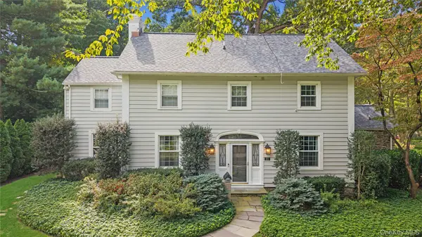 211 Douglas PL, Mount Vernon, NY 10552