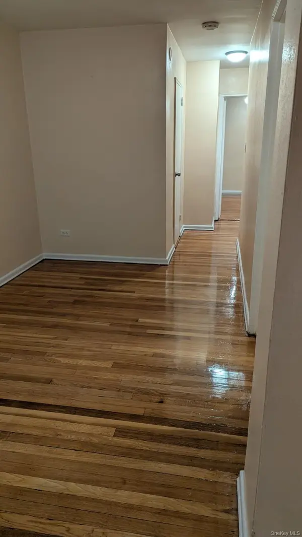 94-30 58th AVE #5K, Elmhurst, NY 11373