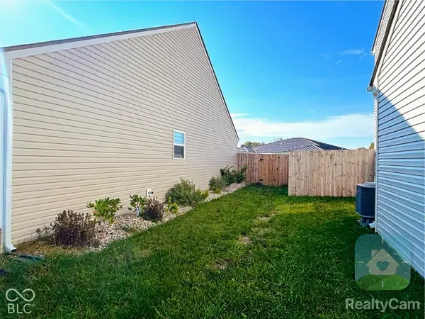 627 Derek LN, Trafalgar, IN 46181