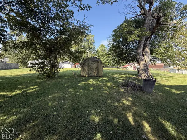130 Broad ST, Hope, IN 47246