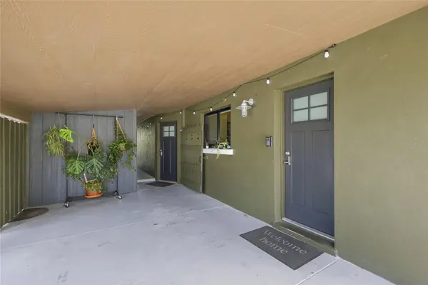 5055 LAHAINA DR, Sarasota, FL 34232