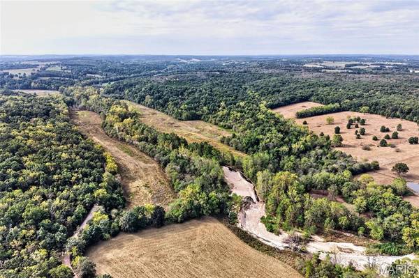 65.2 +/- AC Tavern Creek RD, Iberia, MO 65486